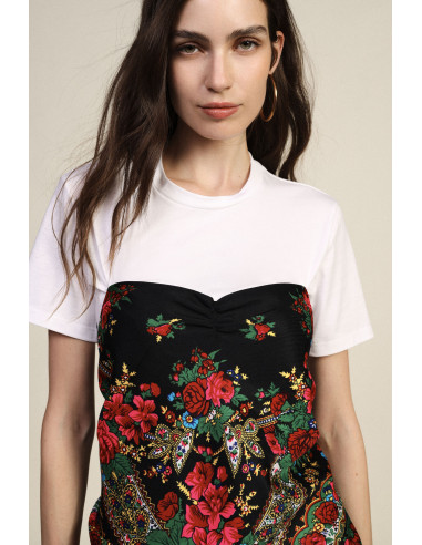 T-shirt met bloemenprint, franjes en hartvormige halslijn Dixie