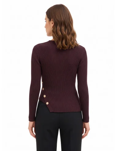 Pull ajusté asymétrique à fines côtes avec boutons bijoux Rinascimento - Marron foncé