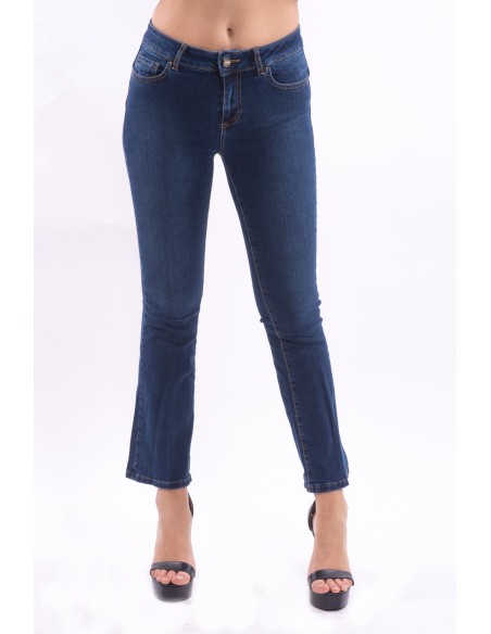 Bella Flare Cropped-jeans van verfijnde stretchdenim van Fracomina