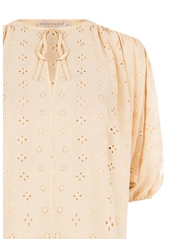 Blouse courte et ample en georgette brodée de fleurs Rinascimento