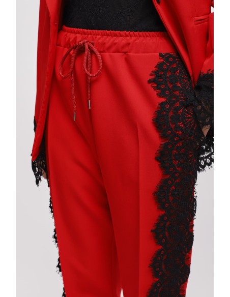 Ensemble Maryley avec veste simple boutonnage et pantalon cigarette en dentelle