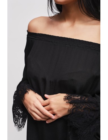 Maryley-blouse met boothals en kanten manchetten