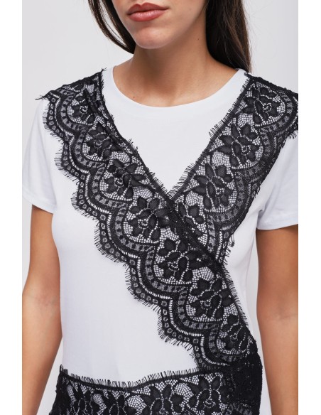 T-shirt avec détails en dentelle Maryley