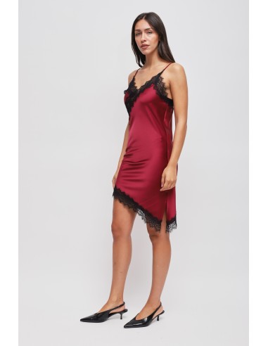 Robe satinée asymétrique en dentelle Maryley