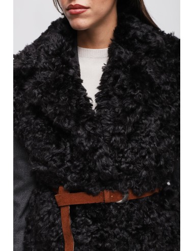Maryley gilet van imitatiebont met riem