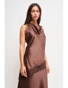 Top en satin avec encolure drapée et bordure en dentelle Maryley 2