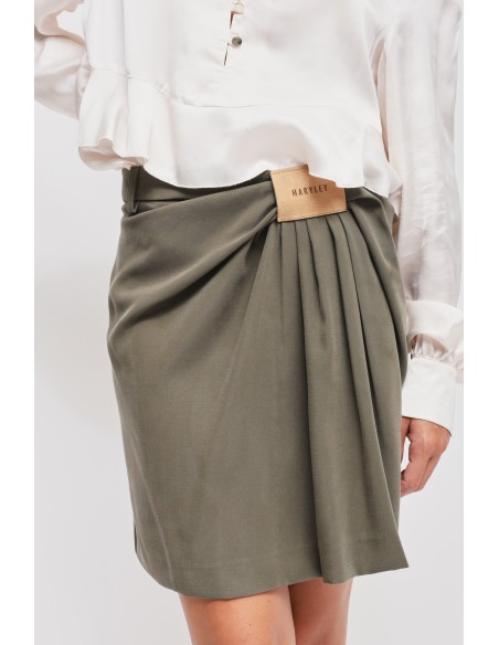 Minirok van viscose met Maryley-logo