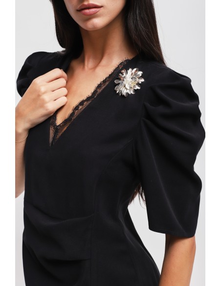 Robe courte drapée avec détails en dentelle Maryley