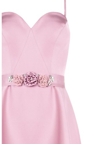 Robe courte évasée en satin avec détail bijou à la taille Rinascimento