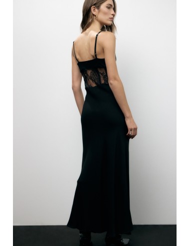 Robe longue Dixie avec empiècements en dentelle et fines bretelles