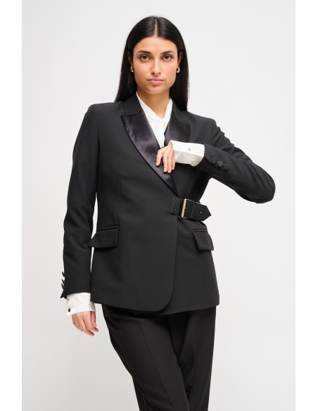 Veste avec revers en satin et ceinture Maryley
