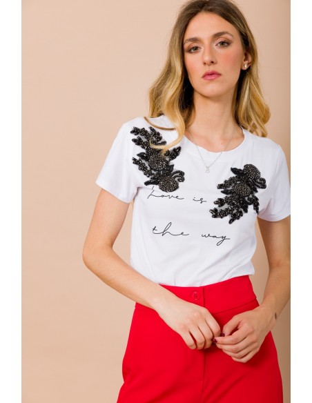 T-shirt « Love Is The Way » avec applications bijou Maryley