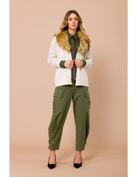 Maryley vest met V-hals en afneembare kraag van imitatiebont