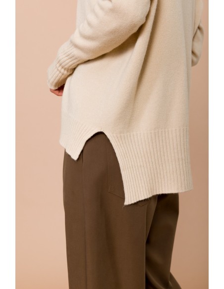 Oversized trui met V-hals en zijsplitten Maryley