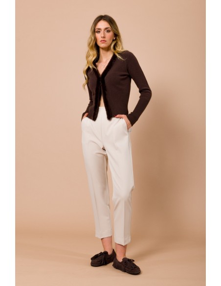 Cardigan court Maryley avec bordure en fausse fourrure