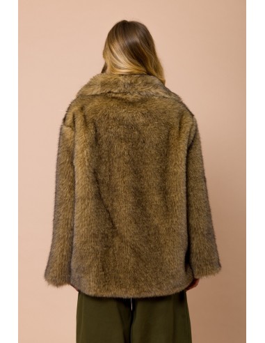 Loup en fausse fourrure Oversize avec col montant et boutons automatiques Maryley