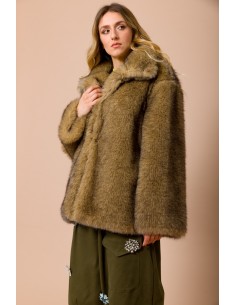 Loup en fausse fourrure Oversize avec col montant et boutons automatiques Maryley