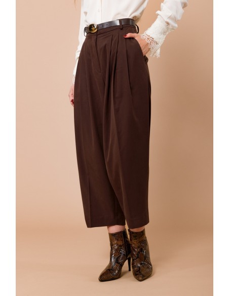 Pantalon avec plis sur le devant et ceinture à la taille Maryley