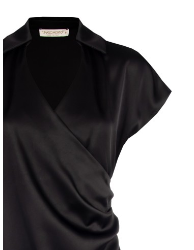 Robe longue en satin avec col en V drapé Rinascimento