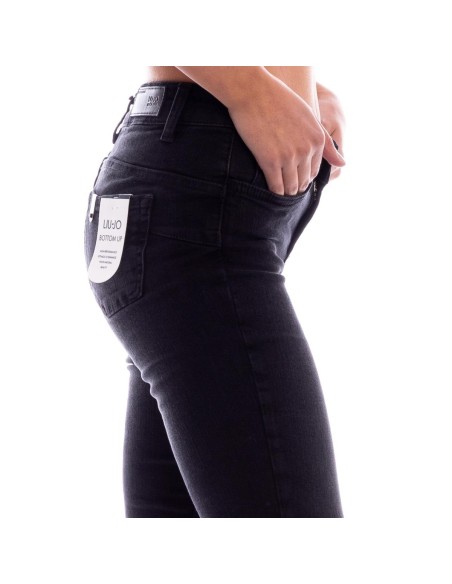 Jean skinny avec Swarovski Liu Jo