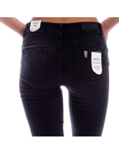 Jean skinny avec Swarovski Liu Jo