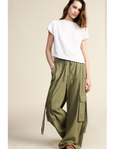 Pantalon palazzo cargo à poches latérales et cordon de serrage Dixie