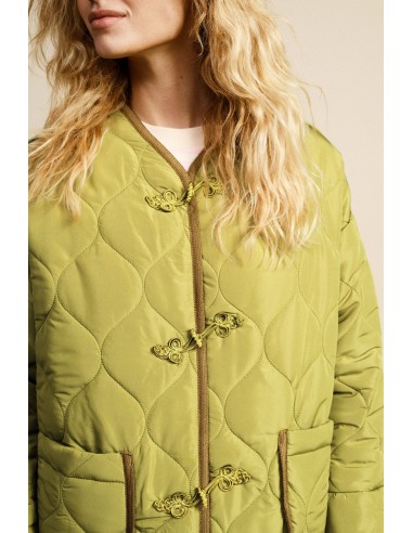 Veste matelassée avec poches et fermeture brandebourg Dixie