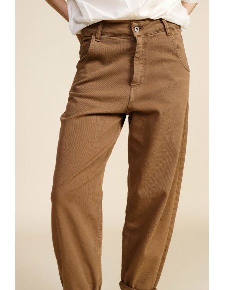 Dixie chino-fitbroek met omslag en hoge taille