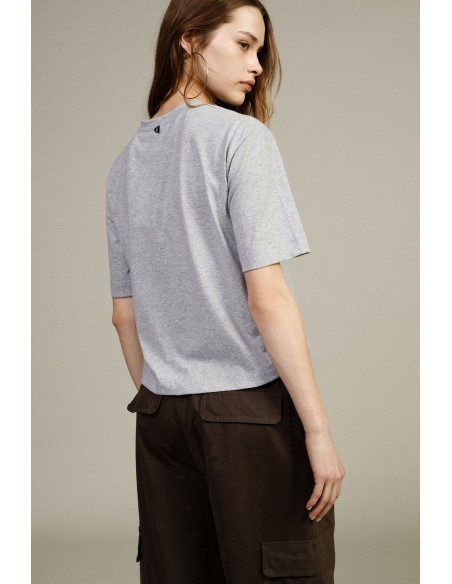 T-Shirt Boxy Fit avec mouchoir décoratif Dixie