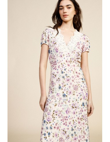 Robe longue fleurie avec encolure brodée Dixie