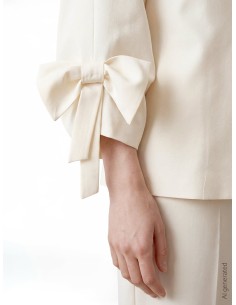 Veste blazer ample avec maxi nœuds sur les manches Rinascimento 2