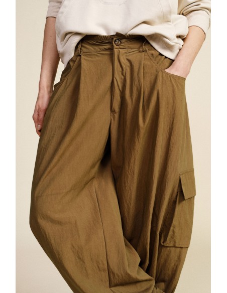 Pantalon large avec poches latérales et bas réglable Dixie