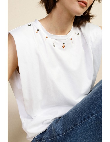 Top sans manches avec broderie florale sur l’encolure Dixie