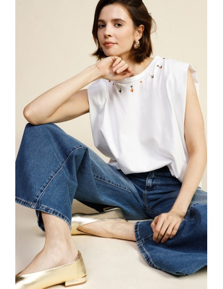 Top sans manches avec broderie florale sur l’encolure Dixie