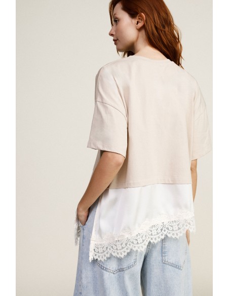T-Shirt à ourlet asymétrique et dentelle Dixie