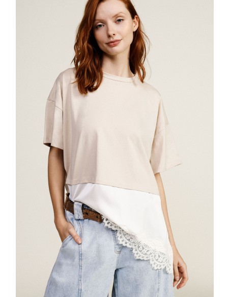 T-Shirt à ourlet asymétrique et dentelle Dixie