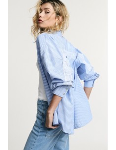 Gestreepte blouse met kanten details en een losse pasvorm, alstublieft