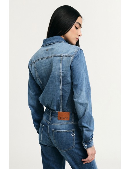 Chemise en denim avec poches frontales et poignets boutonnés Please