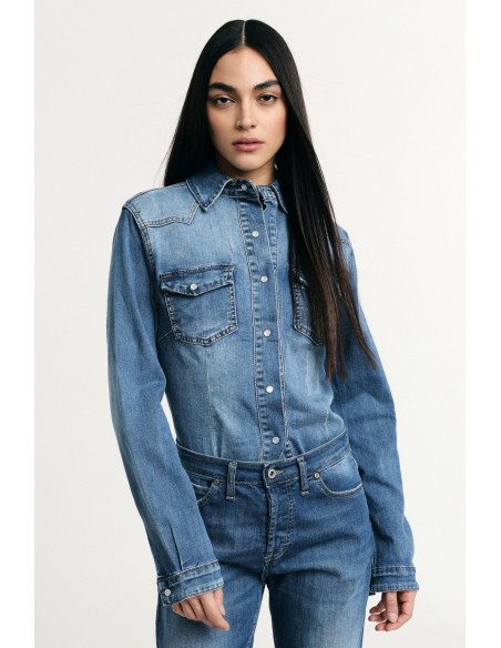 Chemise en denim avec poches frontales et poignets boutonnés Please