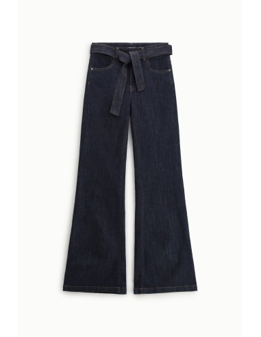 Flarejeans met een geknoopte riem en hoge taille, alsjeblieft