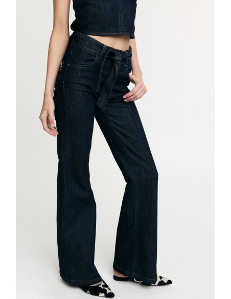 Jean évasé avec ceinture nouée et taille haute, s’il vous plaît