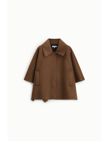 Oversized overhemdjasje met korte mouwen en knopen, alsjeblieft