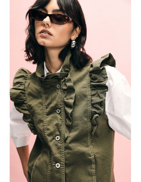 Gilet sans manches à volants sur le devant Please