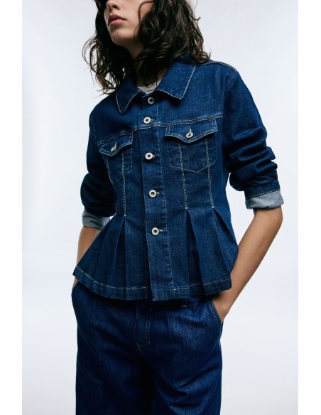Veste en jean avec plis et boutons sur le devant Please