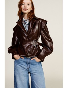 Veste en similicuir avec ceinture et épaules larges Dixie
