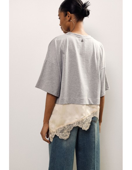 T-shirt à manches courtes avec bord asymétrique et dentelle Dixie