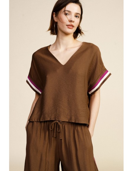 Dixie T-shirt met V-hals en korte mouwen met strepen