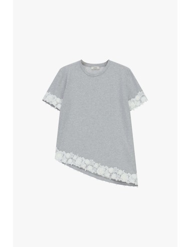 T-shirt à manches courtes avec bordure asymétrique et dentelle Dixie